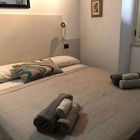 Le Suites Maor Gaeta Camera foto